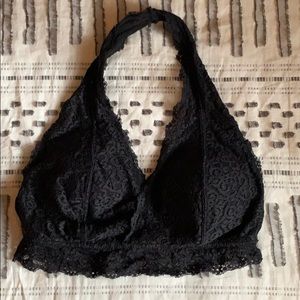 🌻 Maurices Lacy Black Halter Bralette 🌻